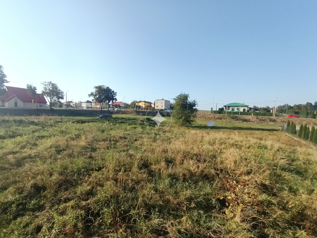 Rzuchów działka mieszkaniowo-usługowa 11 arów