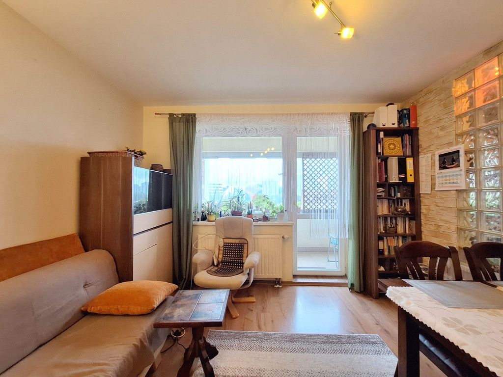 Mieszkanie 1-pokojowe | Balkon | Mistrzejowice