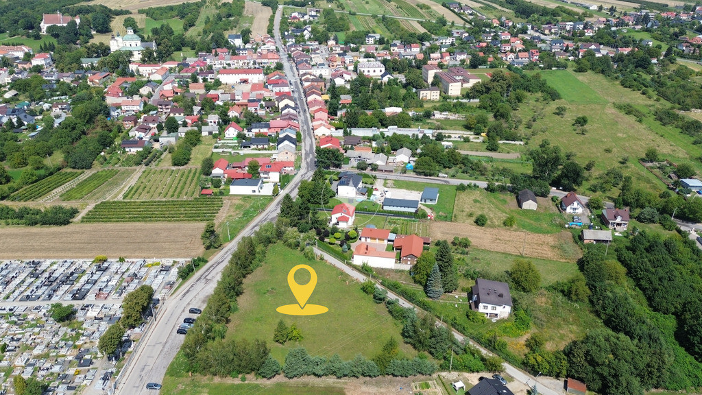 DZIAŁKA BUDOWLANO–USŁUGOWA W KLIMONTOWIE