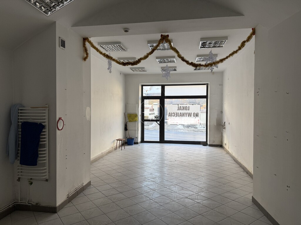 Wynajmiemy lokal z witryną w Centrum Bochni