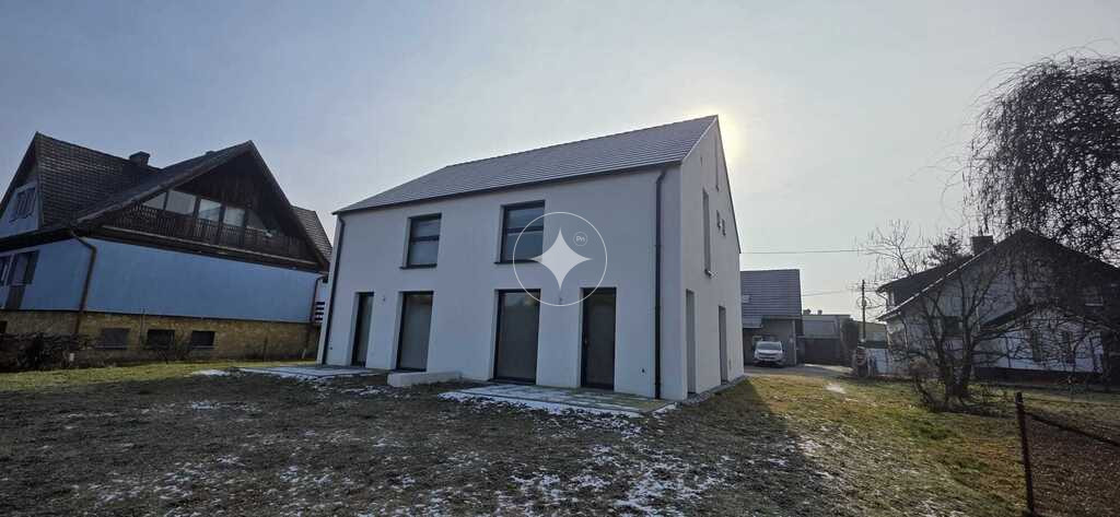 Mieszkanie 94m/w domu 2lokalowym/spokojna okolica