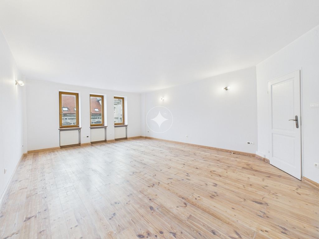 Mieszkanie 4 pokoje – centrum Legnicy, Tarninów