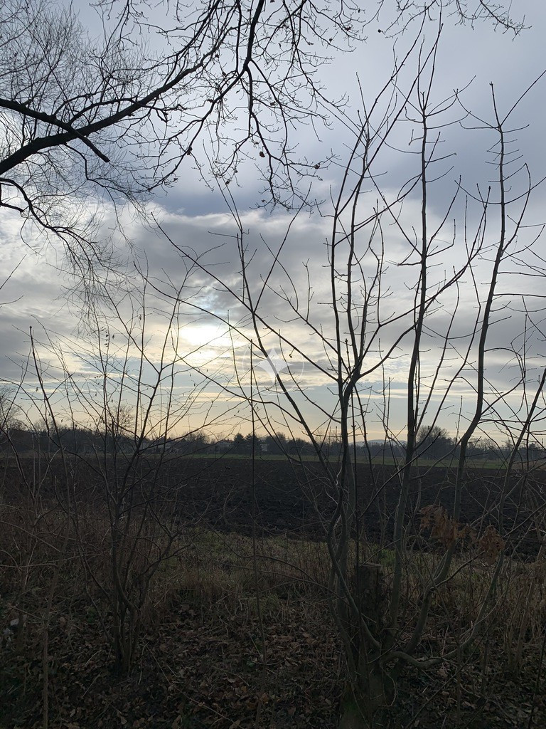 Inwestycyjna- TANIA działka .