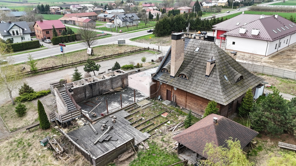 Budynek komercyjny o przeznaczeniu gastronomicznym