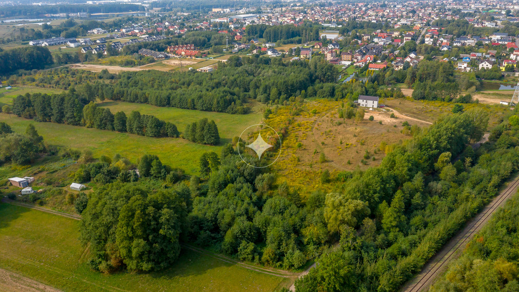 Duża działka z planem na zabudowę mieszkaniową