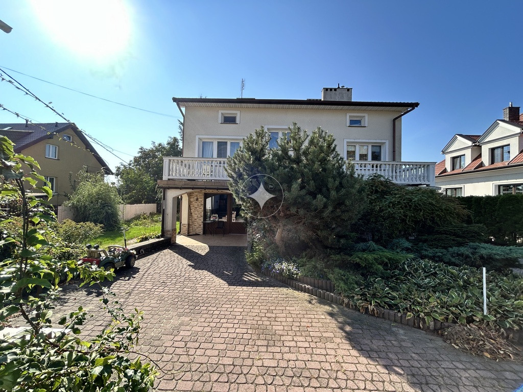 WYNAJEM-DOM-280M2-LESZNOWOLA-BIURO/DO ZAMIESZKANIA