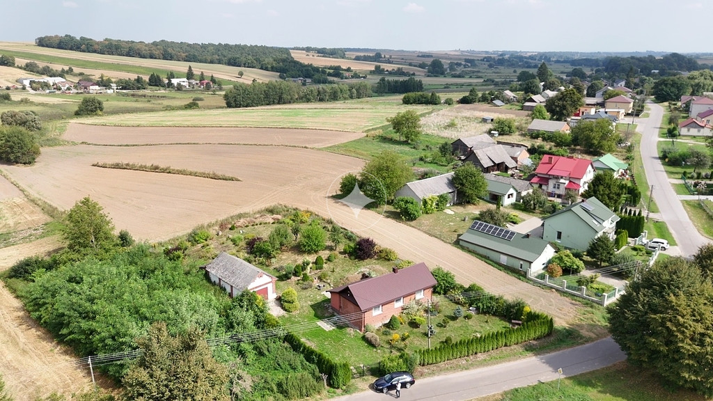 Przytulny dom wśród zieleni – Zwiartów