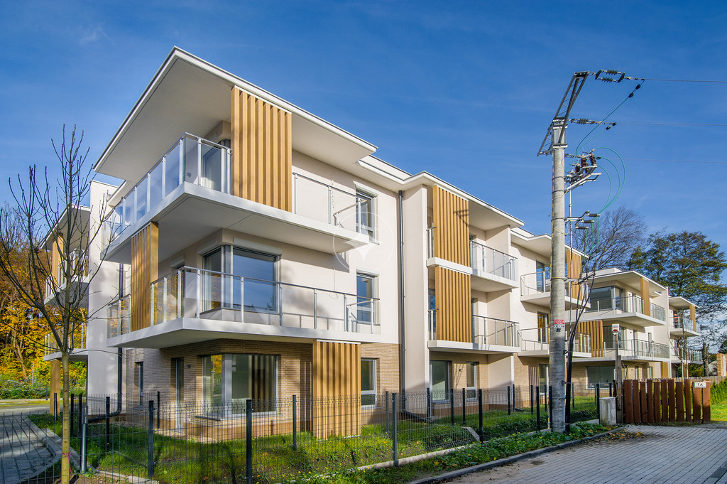 TURYSTYCZNA 44 – LOKAL PREMIUM Z OGRÓDKIEM