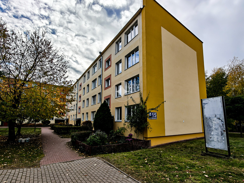 3 pokoje, parter, balkon – ul. Wolności