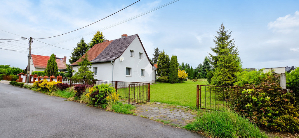 Dom – Krapkowice, ul. Kwiatowa