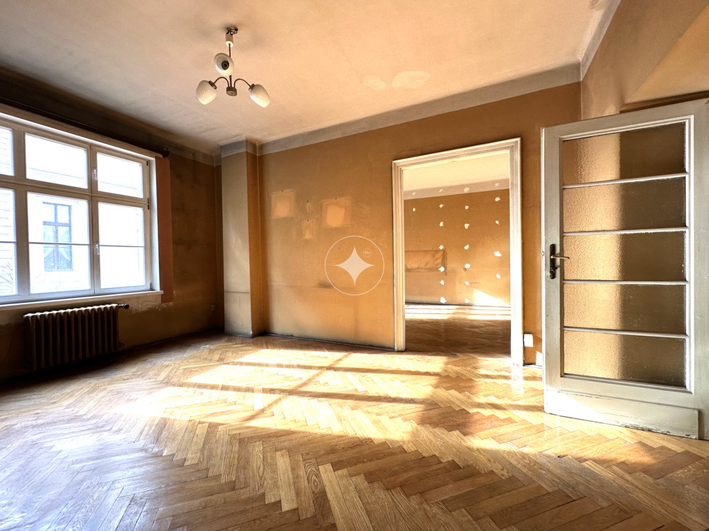 Rozkładowy duży apartament blisko Plant