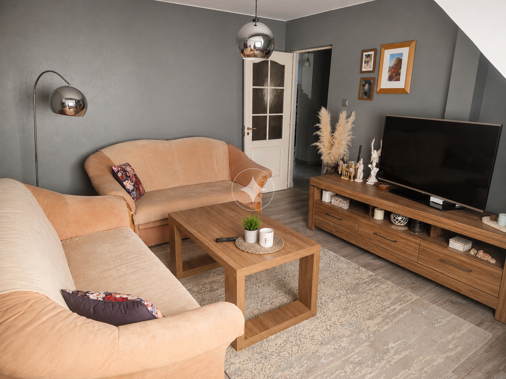 Inwestycja! 2 mieszkania, garaż 78,4 m², ogród