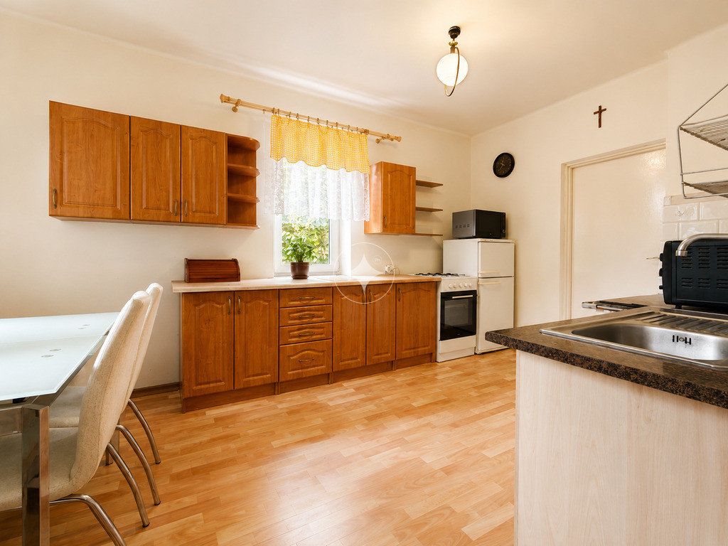 Dom na sprzedaż – 90 m², Pokrówka, do remontu