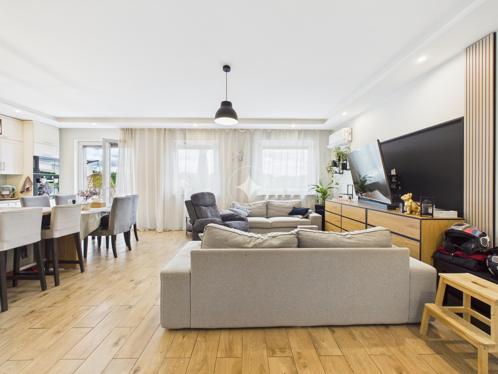 Dwupoziomowy apartament z sauną i ogródkiem