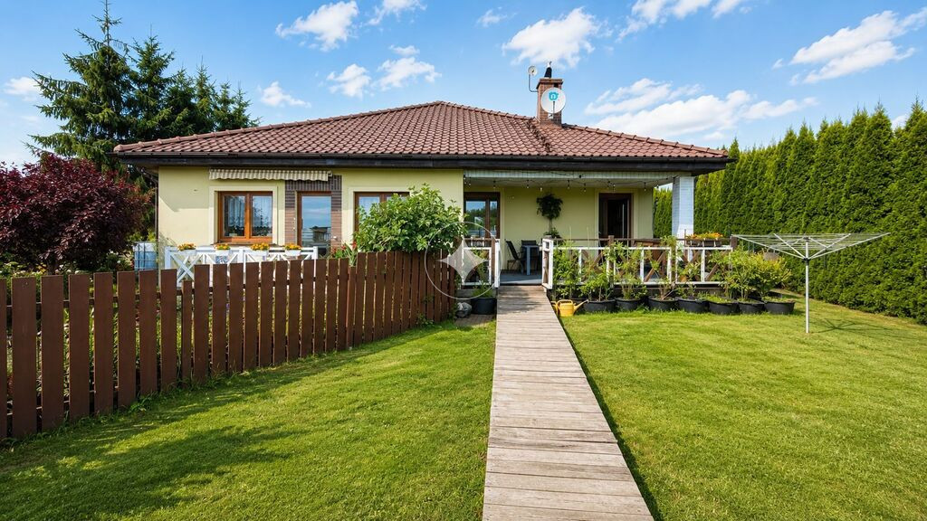 Dom wolnostojący z działką 900 m2/Nadolice Wielkie