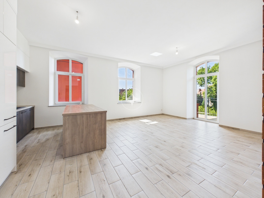 Mieszkanie, 3 pokoje, balkon, winda, parking