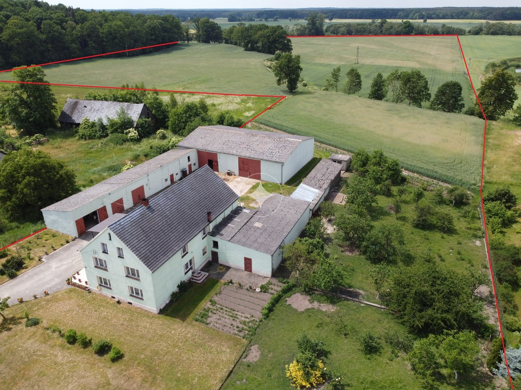 Gospodarstwo rolne   w Golnicach gm. Bolesławiec