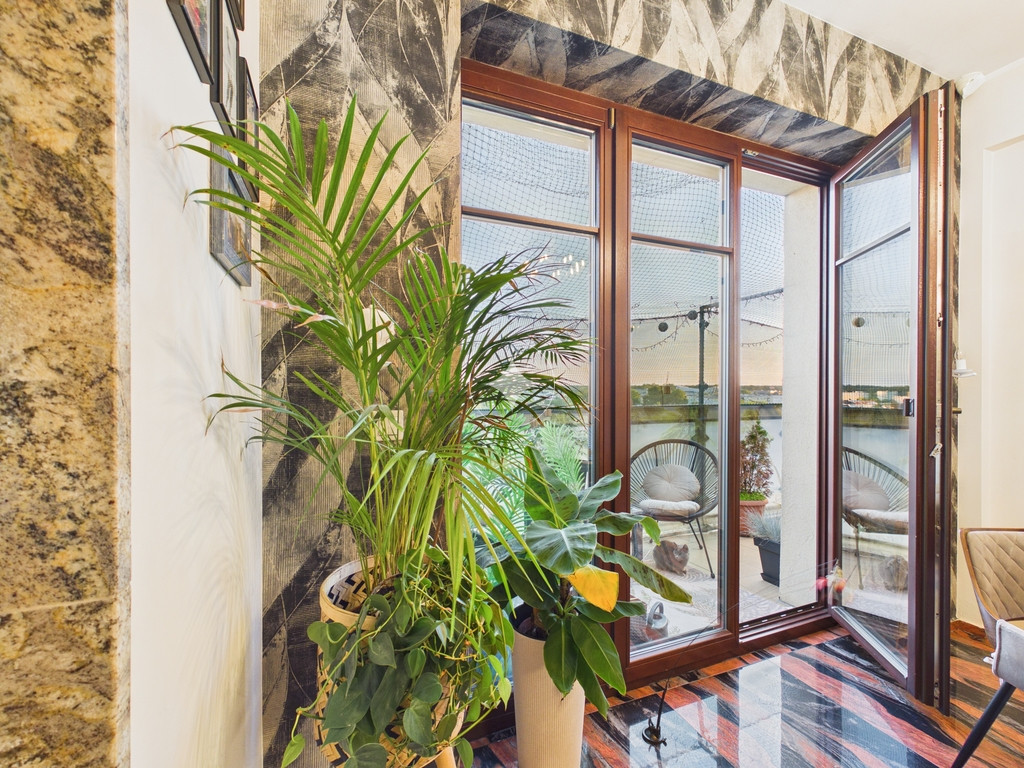 Komfortowy, w pełni urządzony apartament 101 m²