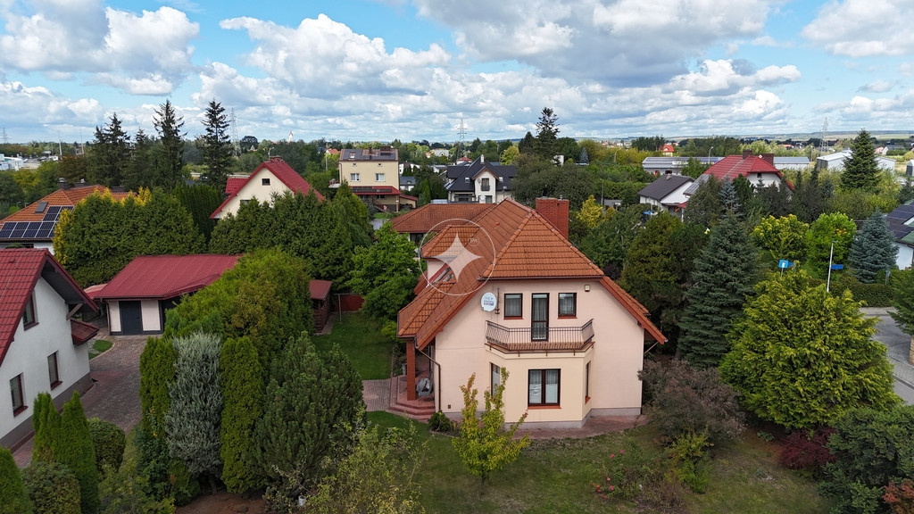 PRZESTRONNY DOM 220 m² | 13 ARÓW | ZAMOŚĆ, UL. GÓRNA