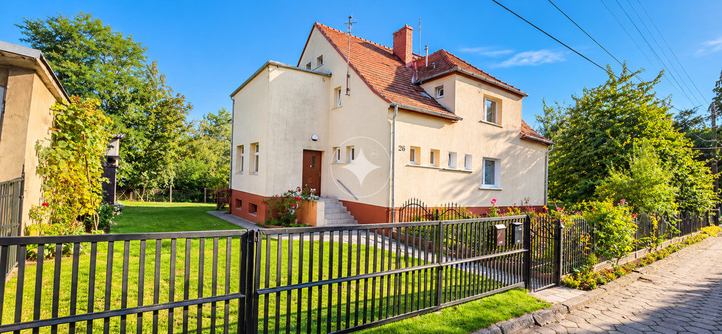 Mieszkanie w Nysie +2 działki/ garaż /3 podjazdy/altana/klimatyzacja