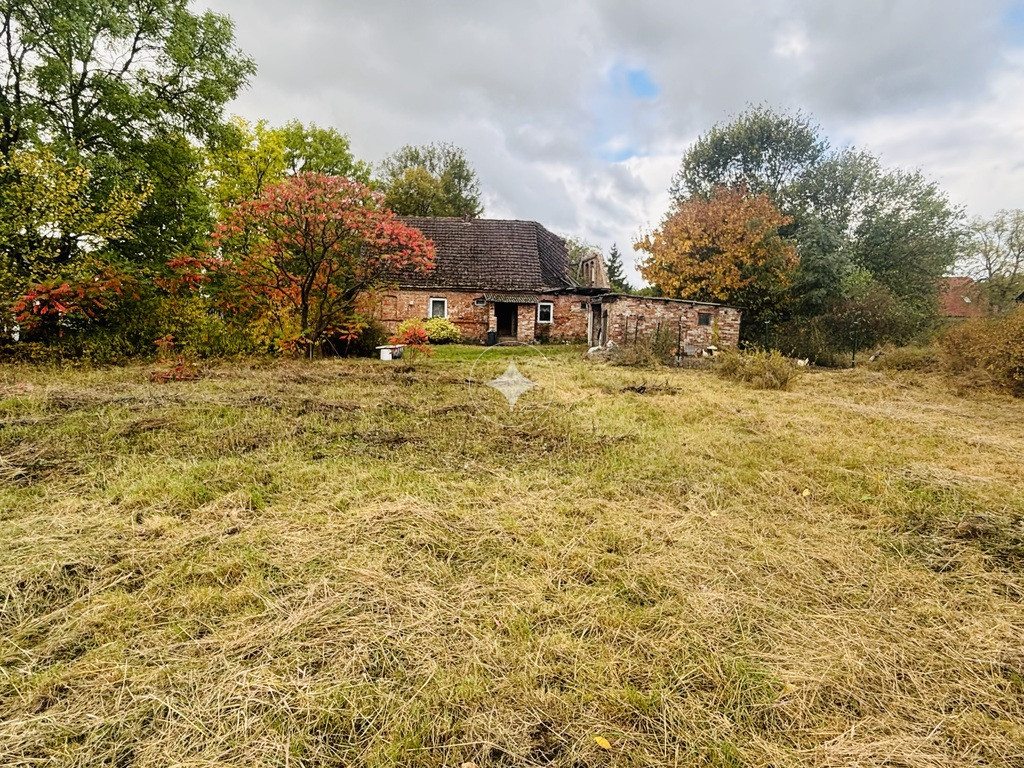 Działka rolno-budowlana 1795 m², podział, blisko r