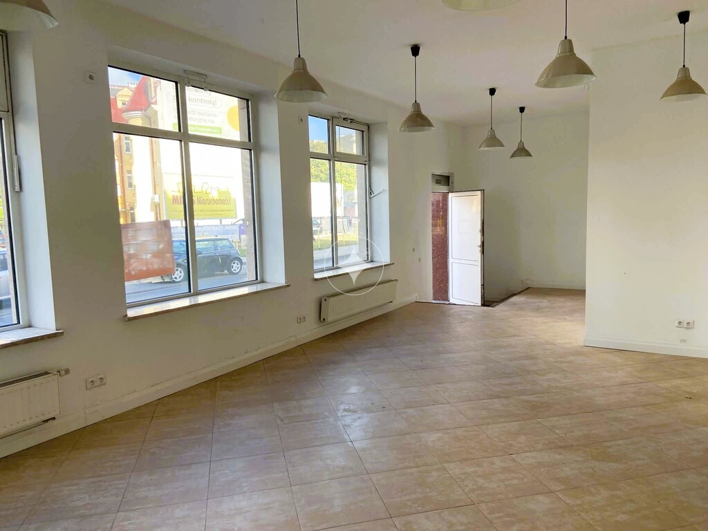 Lokal 63 m² z wejściem z ulicy
