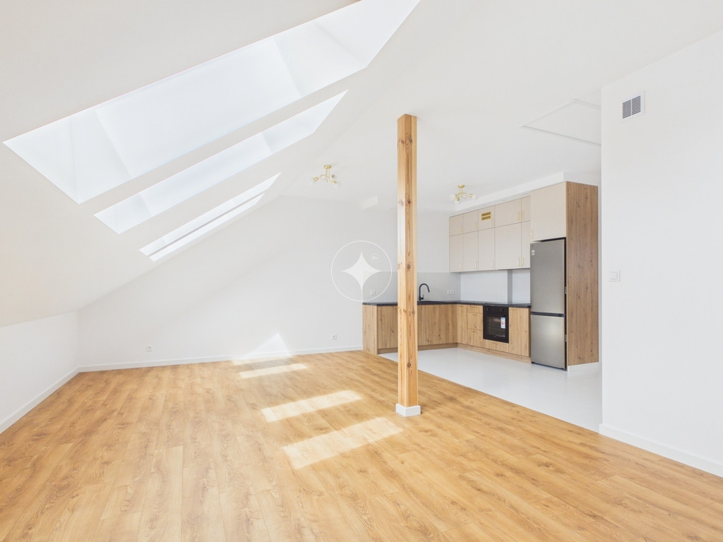 74,8 m² | wysoki standard | PKP 400 m | Zielonka, ul. Sienkiewicza