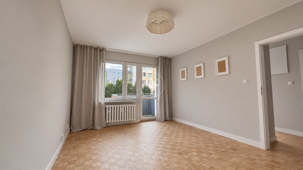 Kawalerka po remoncie 35 m² z balkonem – centrum Hrubieszowa