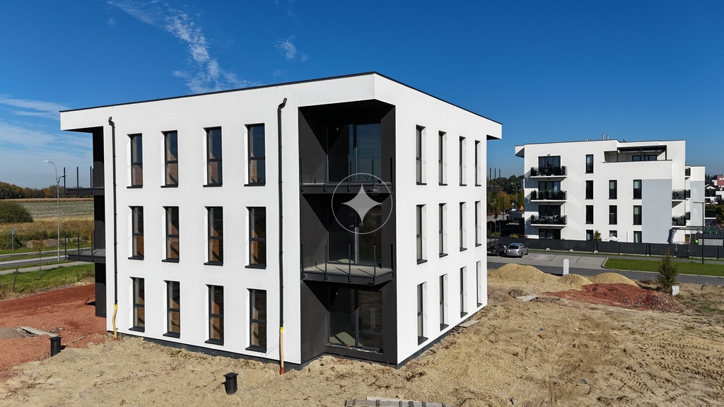 Nowy budynek biurowy/usługowy - 755m2