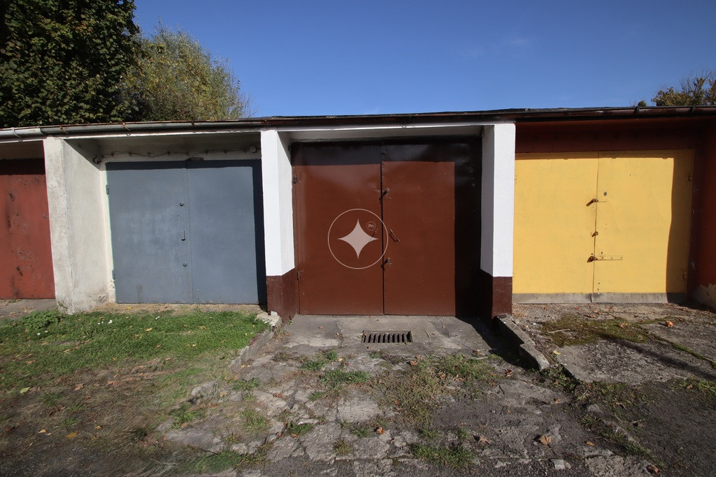 Garaż na sprzedaż | Radzionków, ul. Sadowa | 15,80 m²